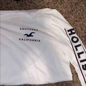 White hollister long sleeve shirt !